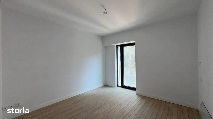Apartament cu 3 camere în 13 Septembrie