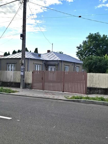 Casă cu 3 camere în Odobești