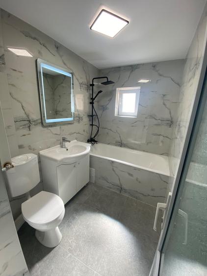 Apartament cu 2 camere decomandat în Republicii
