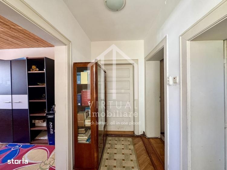 Casa individuala cu 6 camere, 185mp utili, 432mp teren - Lupeni - 12