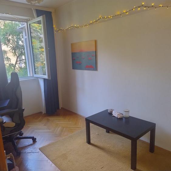 Apartament cu 3 camere decomandat în Tineretului