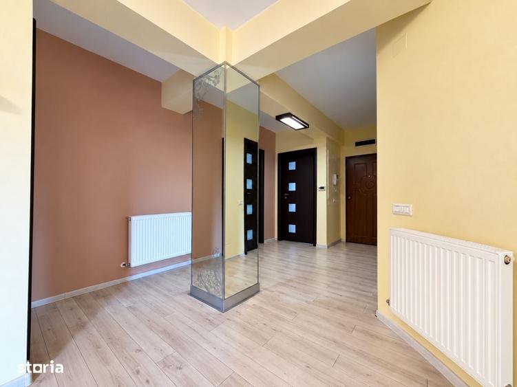 Apartament cu 4 camere în Central