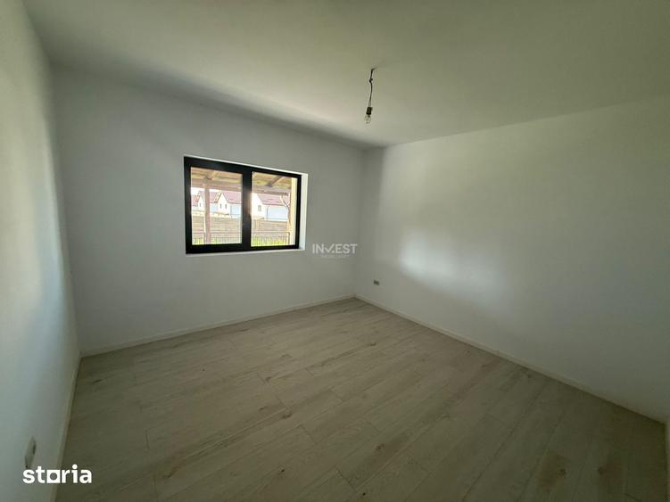 Casă cu 5 camere cu Teren 1100 Mp în Valea Lupului