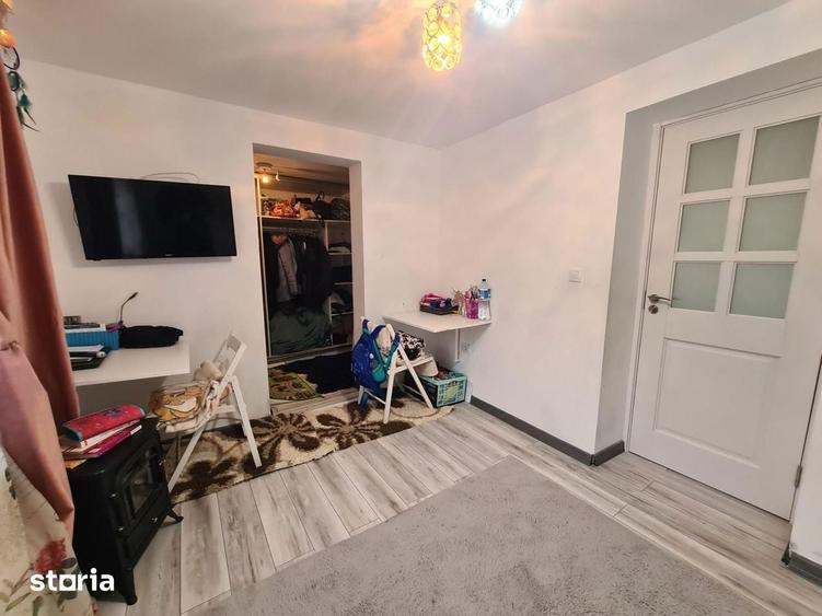 Casă cu 3 camere cu Teren 450 Mp în Tătărași
