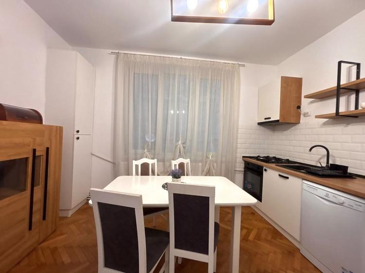 Apartament cu 2 camere în Central