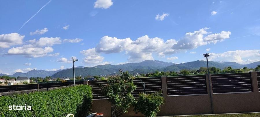 Casă cu 3 camere în Central