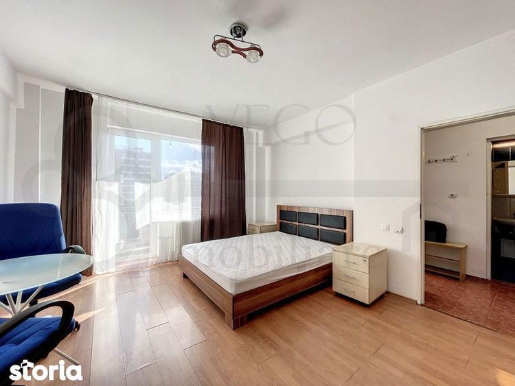 Garsonieră decomandată în Între Lacuri