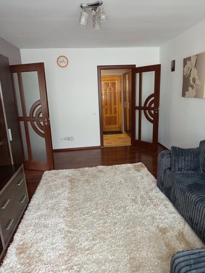 Apartament cu 2 camere decomandat în Exterior Vest