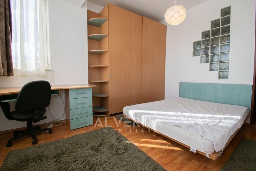 Apartament cu 2 camere semidecomandat, mobilat în Semicentral