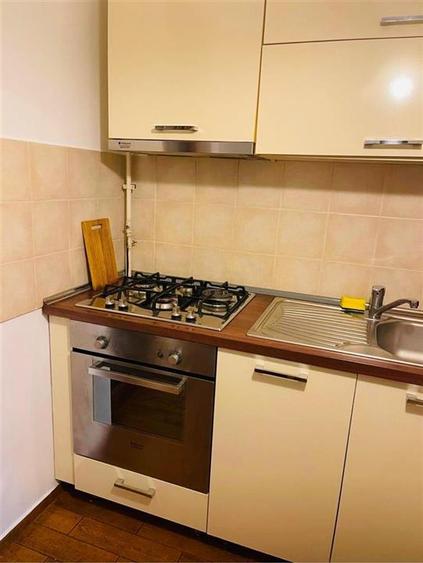 Apartament cu 2 camere semidecomandat, mobilat în Floreasca