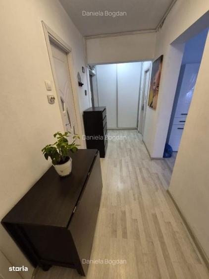 Apartament cu 2 camere decomandat, mobilat în 1 Mai