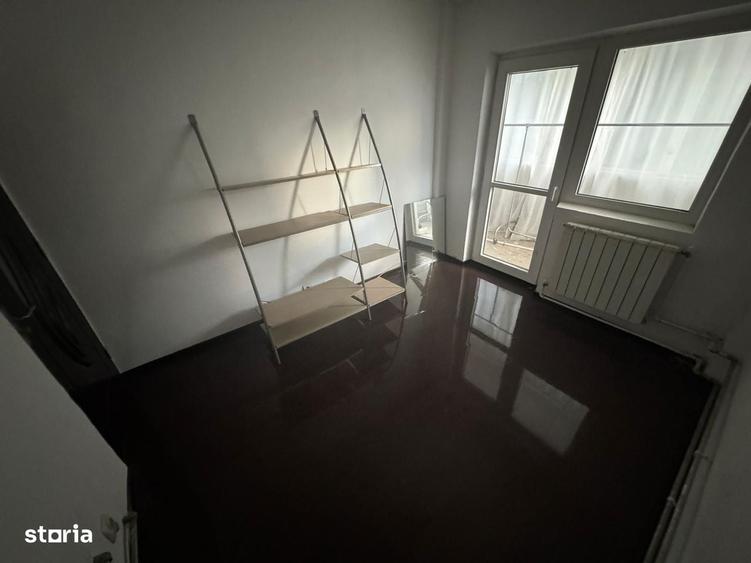 Apartament cu 4 camere decomandat în Bistrița Lac