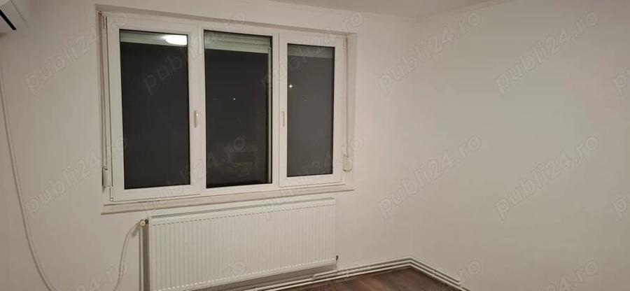Apartament cu 3 camere nedecomandat în Central