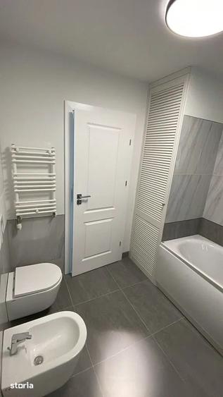 Apartament cu 3 camere decomandat, mobilat în Jiului
