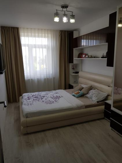 Apartament cu 3 camere semidecomandat în Mihail Kogălniceanu