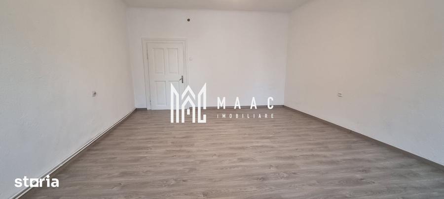 Apartament cu 3 camere semidecomandat în Orașul de Jos