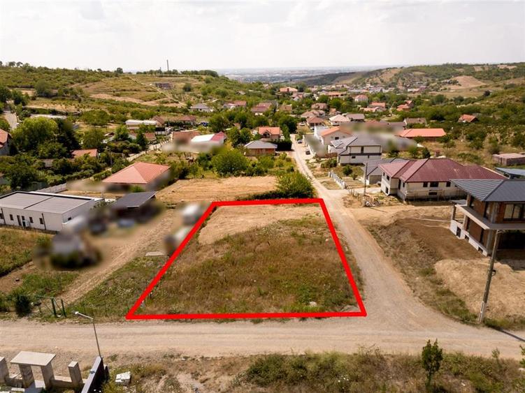 Teren intravilan de 951 mp, în Paleu