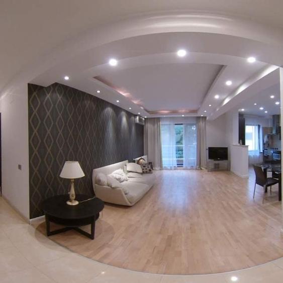 Apartament cu 3 camere decomandat, mobilat în Herăstrău