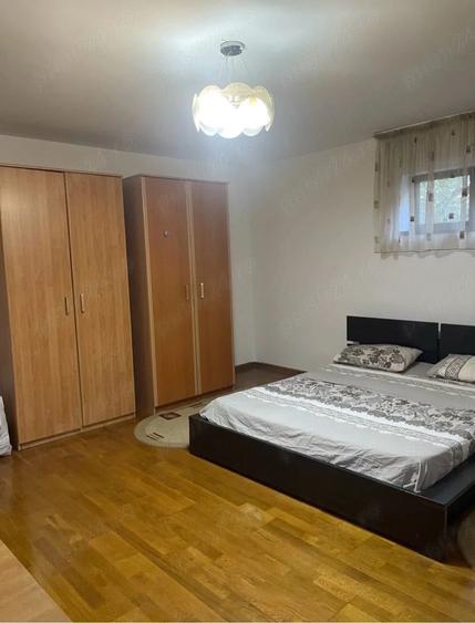 Casă cu 3 camere cu Teren 100 Mp în Foișorul de Foc