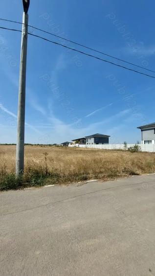 Teren de 400 mp, în Zurbaua