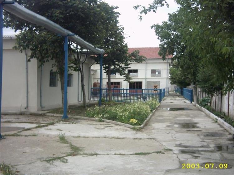 Teren Construcții intravilan de 14000 mp, în Sud-Est