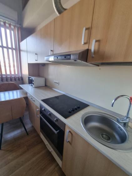 Garsonieră decomandată în Complex Studențesc