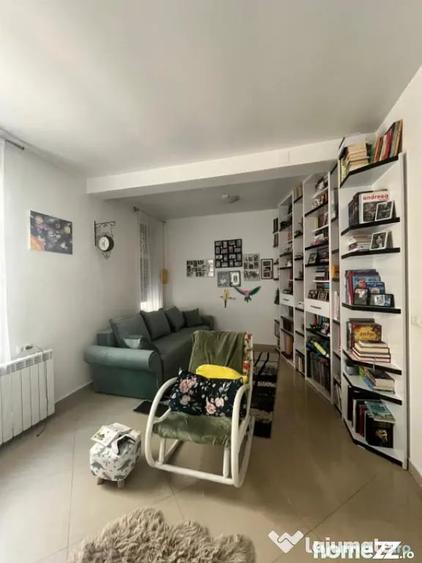 Casă cu 4 camere cu Teren 400 Mp în Central