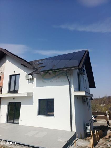 Casă cu 6 camere cu Teren 300 Mp în Central