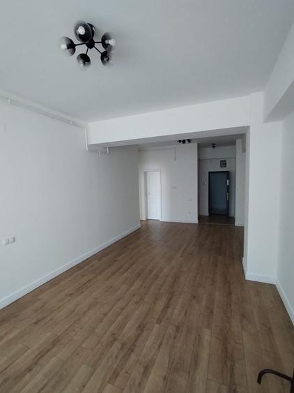 Apartament cu 2 camere în Frații Golești