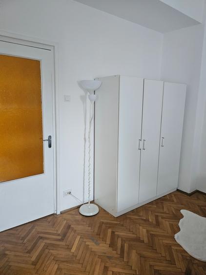 Apartament cu 3 camere decomandat în Eminescu
