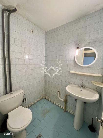 Apartament cu 3 camere, pregatit pentru renovare in Zorilor - 9