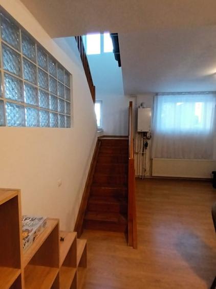 Apartament cu 3 camere în Semicentral
