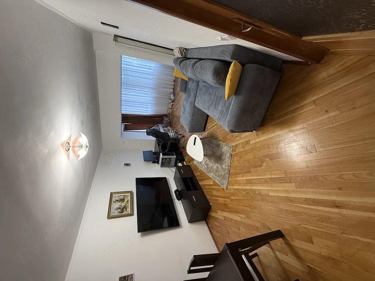 Apartament cu 3 camere decomandat în Lacul Tei
