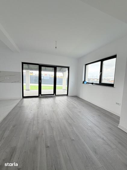 Casă cu 4 camere cu Teren 451 Mp în Miroslava