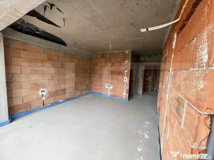 Garsonieră decomandată în Semicentral
