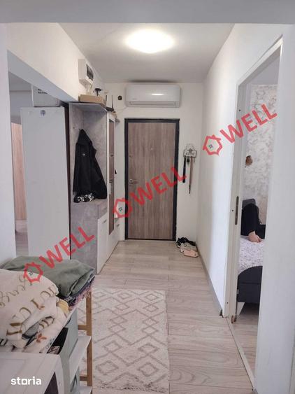 Apartament cu 4 camere decomandat în Central