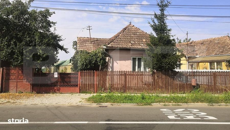 Casă cu 4 camere cu Teren 15277 Mp în Central
