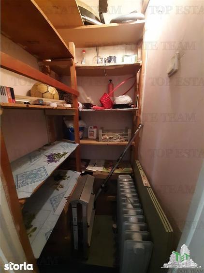 Apartament cu 3 camere decomandat, mobilat în Pantelimon