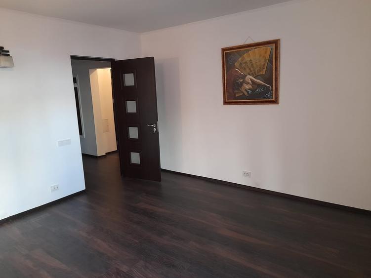 Apartament cu 2 camere decomandat în Lujerului