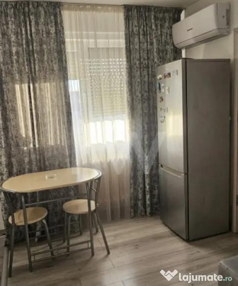 Apartament cu 2 camere semidecomandat, mobilat în Valea Rosie