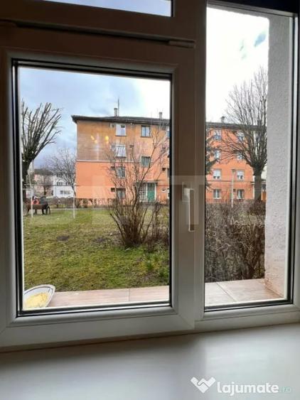 Garsonieră decomandată în Central