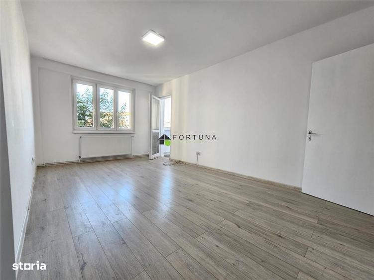 Apartament cu 3 camere decomandat în Griviței
