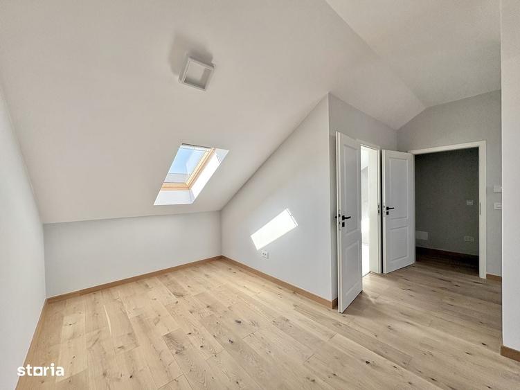 Casă cu 4 camere în Exterior Vest