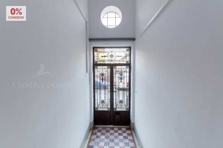 Apartament cu 3 camere semidecomandat în Cișmigiu