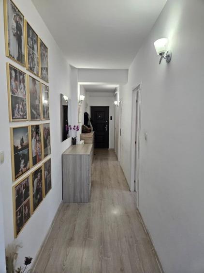 Apartament cu 2 camere decomandat în Ipotești
