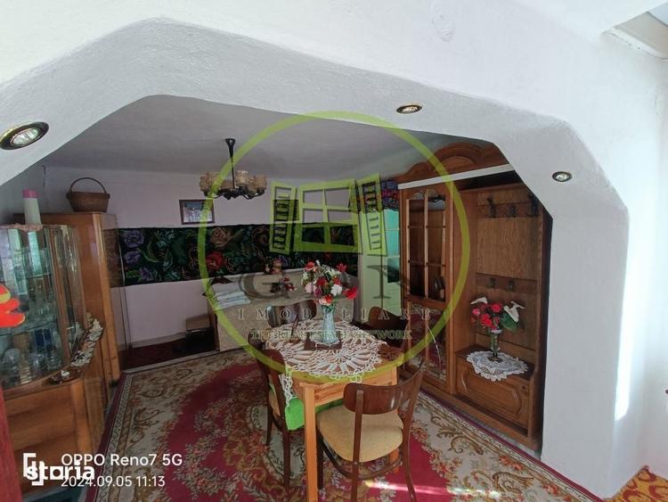 Casă cu 4 camere cu Teren 1300 Mp în Solovăstru