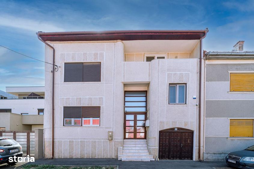 Casă cu 5 camere cu Teren 500 Mp în Iosia