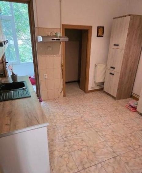 Apartament cu 2 camere decomandat, mobilat în Dorobanți