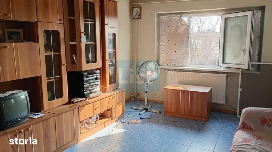 Apartament cu 3 camere decomandat în Micro 39