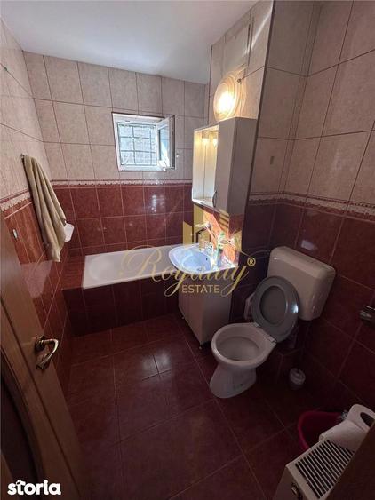 Apartament cu 3 camere decomandat, mobilat în Soarelui